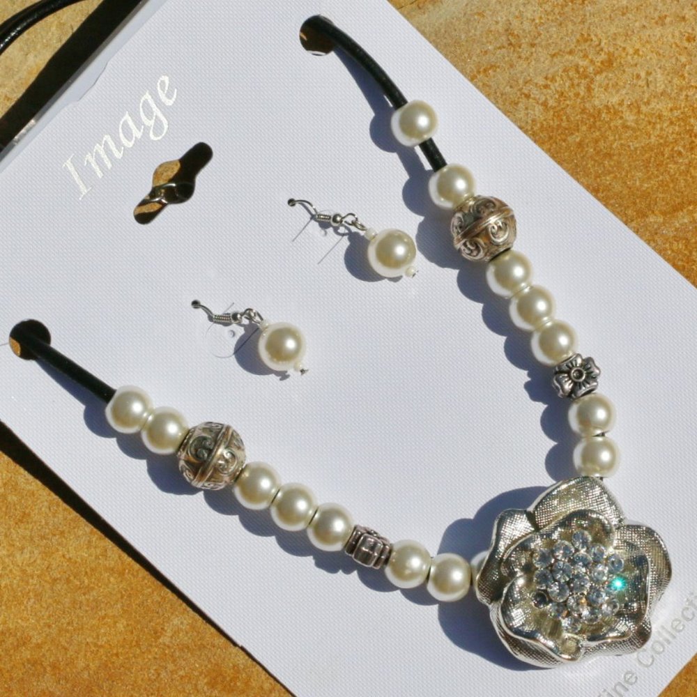 Boho Necklace Dressy Statement Pearl Rhinestone